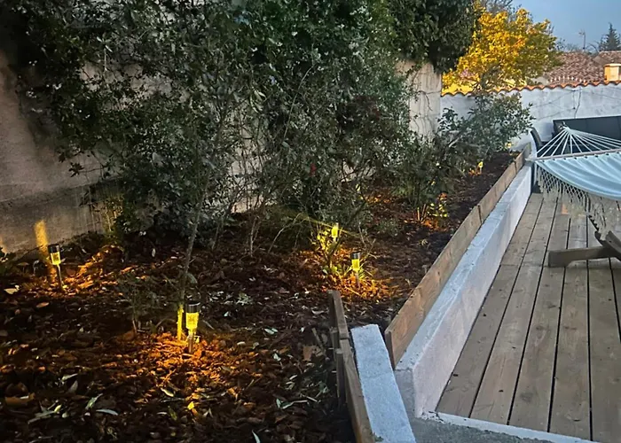 Maison 3 Chambres, Piscine Privee Terrain De Petanque Holiday home