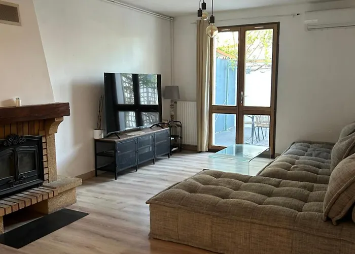 Maison 3 Chambres, Piscine Privee Terrain De Petanque